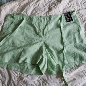 Mint green linen New York & Company shorts